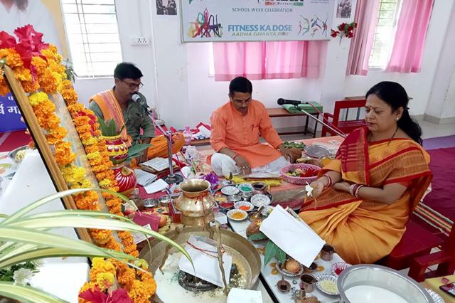 Rudrabhishek was organized by the Principal Smt. Bhavna Tiwari at Maharishi Vidya Mandir Shahdol.